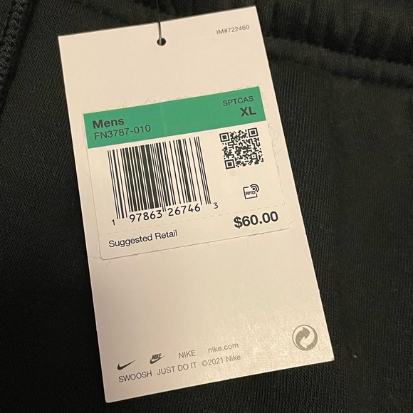 NWT Nike Men's Sportswear Club Fleece Jogger/Sweatpants Black/White. Size: XL - Picture 11 of 15